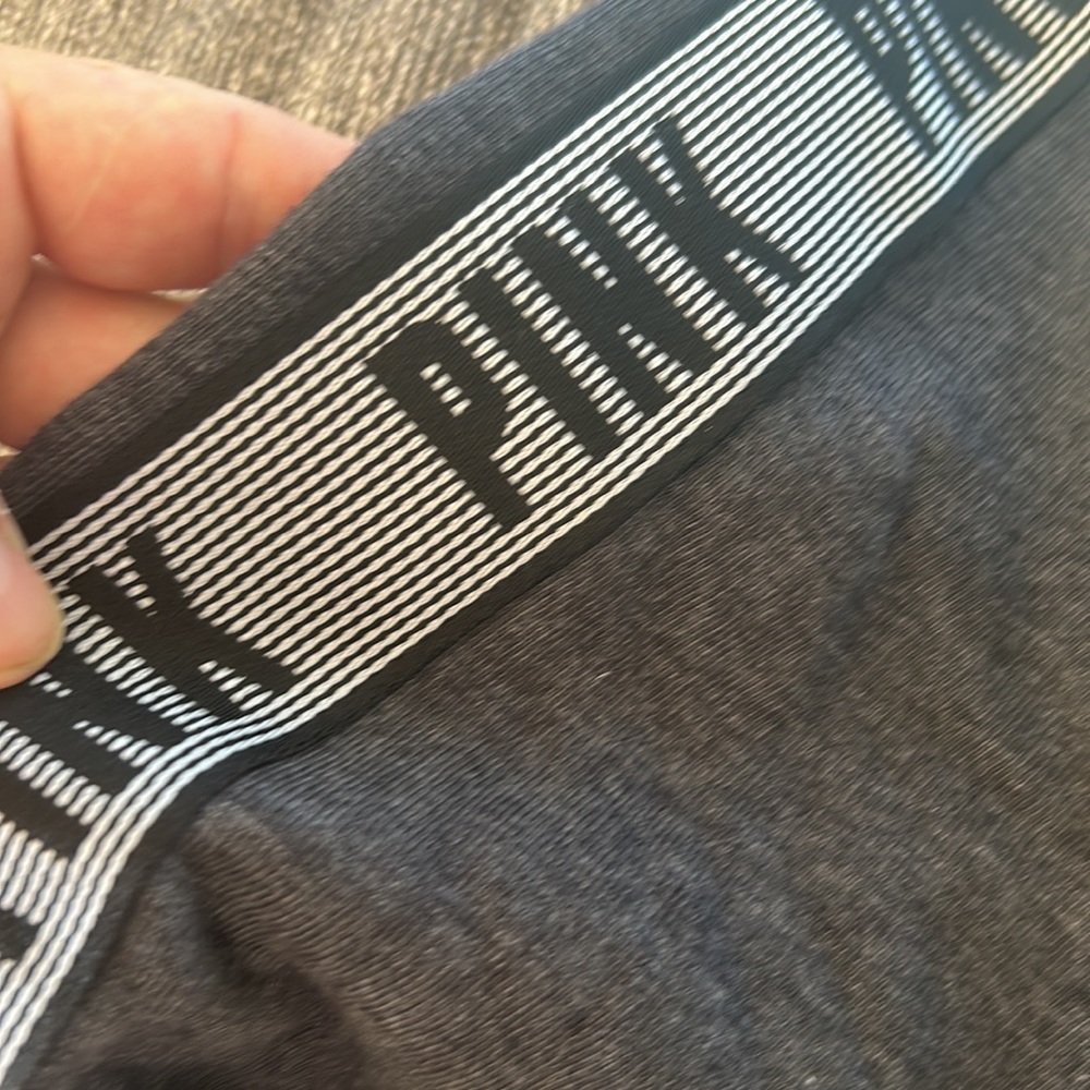 Sweatshirt - Picture 3 of 6